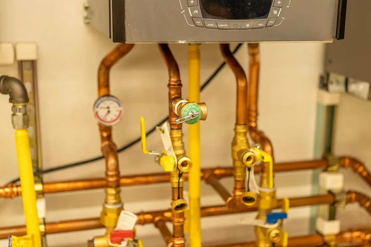 Licensed technician providing Sewer Cleanout for a homeowner in Lordstown