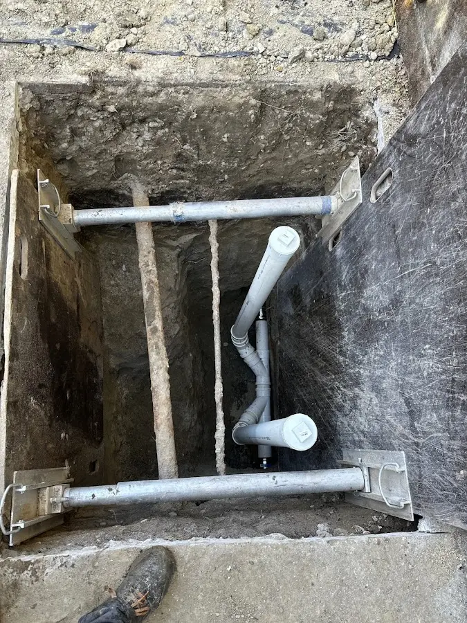Experienced plumber completing Gas Line Repair work in Lordstown